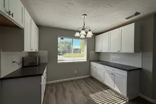 14010 Towneway Dr, Sugar Land, TX 77498 - Photo 11