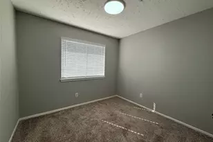 14010 Towneway Dr, Sugar Land, TX 77498 - Photo 19