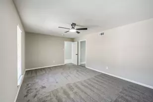 7834 Vickijohn Dr, Houston, TX 77071 - Photo 13