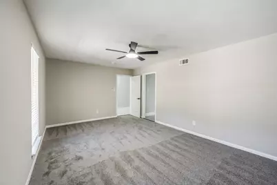7834 Vickijohn Drive, Houston, TX 77071 - Photo 13