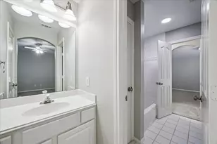 5102 Hidden Brook Ln, League City, TX 77573 - Photo 29