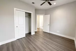 1103 Olivier Ln, Houston, TX 77055 - Photo 9