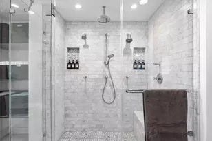 1741 Banks St, Houston, TX 77098 - Photo 37