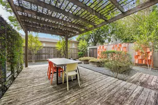 2410 Waugh Dr, Houston, TX 77006 - Photo 7