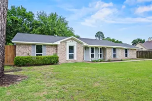 6646 Bayou View Dr, Houston, TX 77091 - Photo 25