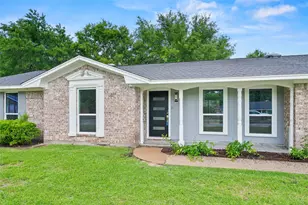 6646 Bayou View Dr, Houston, TX 77091 - Photo 1