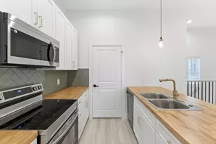 7809 Dyer St, Houston, TX 77088 - Photo 5