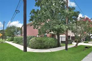 5022 Darling St, Houston, TX 77007 - Photo 3