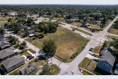 3313 Cavalcade Street, Houston, TX 77026 - Photo 9