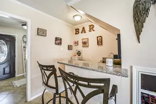 4910 Charade Dr, Houston, TX 77066 - Photo 5