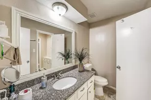 4910 Charade Dr, Houston, TX 77066 - Photo 29