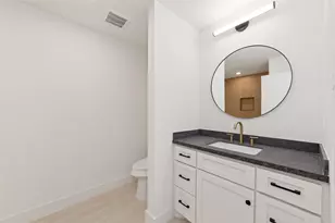 9374 Briar Forest Dr, Houston, TX 77063 - Photo 23