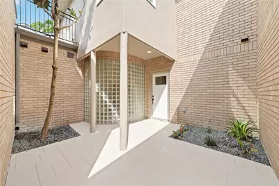 9374 Briar Forest Drive, Houston, TX 77063 - Photo 27