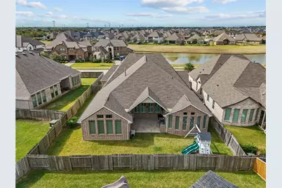 1713 Waterlilly River Lane, League City, TX 77573 - Photo 43