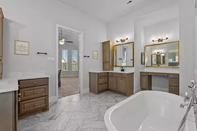 1713 Waterlilly River Lane, League City, TX 77573 - Photo 23