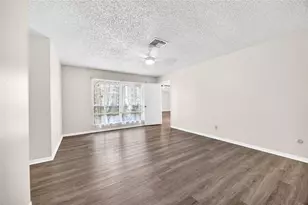 11103 Bellerive Dr, Houston, TX 77072 - Photo 19