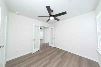 15647 Agave Valley Trail, Houston, TX 77090 - Photo 11