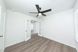 15647 Agave Vly Trl, Houston, TX 77090 - Photo 11