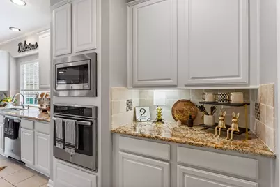 4011 W Pine Brook Way, Houston, TX 77059 - Photo 15