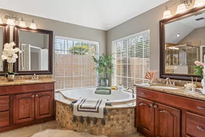 4011 W Pine Brook Way, Houston, TX 77059 - Photo 23