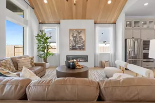 14802 Buffalo Head St, Mont Belvieu, TX 77523 - Photo 7