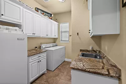 5220 Forest Cove Drive, Dickinson, TX 77539 - Photo 29