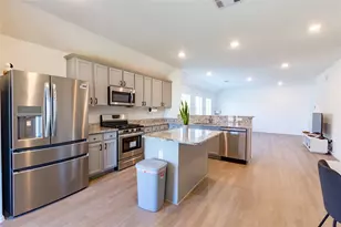 7522 Greenbriar Canyon Ln, Katy, TX 77493 - Photo 5