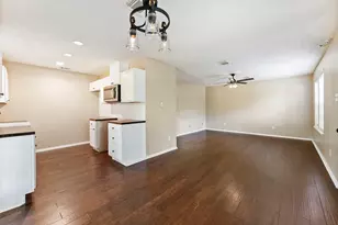 220 N William Barnett Ave, Cleveland, TX 77327 - Photo 17