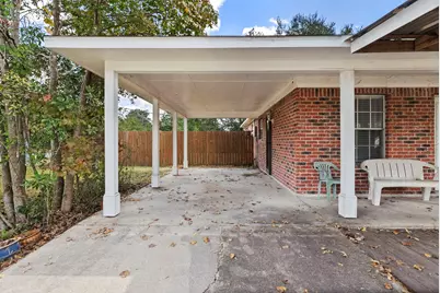 220 N William Barnett Avenue, Cleveland, TX 77327 - Photo 9