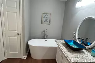 8018 Chateau St, Houston, TX 77028 - Photo 13