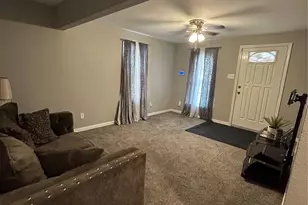 8018 Chateau St, Houston, TX 77028 - Photo 5