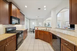 21366 Somerset Shores Crossing, Kingwood, TX 77339 - Photo 3