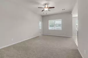 7730 Boulder Sunstone Ln, Conroe, TX 77304 - Photo 5