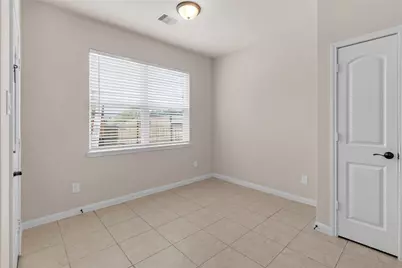 7730 Boulder Sunstone Ln, Conroe, TX 77304 - Photo 11