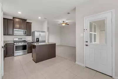 7730 Boulder Sunstone Ln, Conroe, TX 77304 - Photo 15