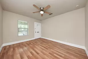 201 W Pitts Ave, Pasadena, TX 77506 - Photo 17