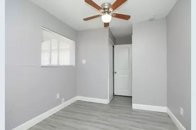 8127 Colonial Lane #2, Houston, TX 77051 - Photo 13