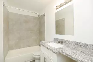 8127 Colonial Ln, Houston, TX 77051 - Photo 17