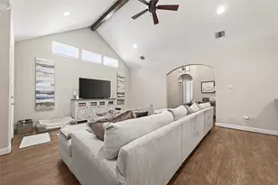 2026 Que Manor Dr, Houston, TX 77090 - Photo 15