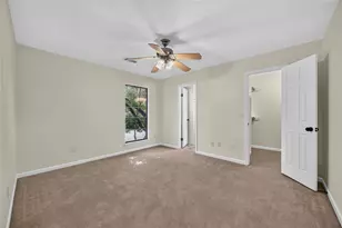 27 Shining Lakes Pl, The Woodlands, TX 77381 - Photo 23