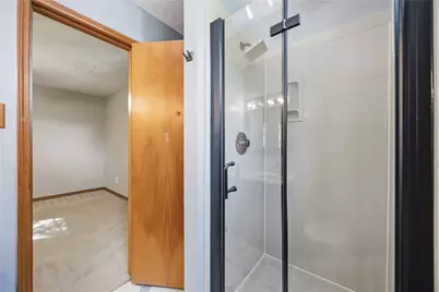 27 Shining Lakes Place, The Woodlands, TX 77381 - Photo 29