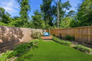27 Shining Lakes Pl, The Woodlands, TX 77381 - Photo 33