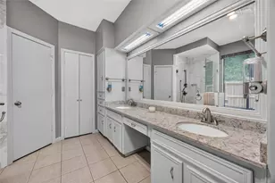 27 Shining Lakes Pl, The Woodlands, TX 77381 - Photo 17