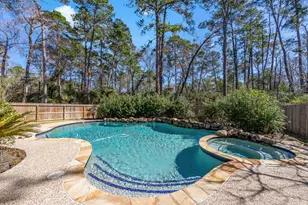 30 Eagle Rock Pl, The Woodlands, TX 77381 - Photo 5