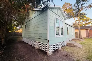 4605 Dakota St, Dickinson, TX 77539 - Photo 3