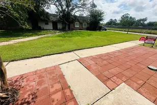 6869 Chasewood Dr, Houston, TX 77489 - Photo 11
