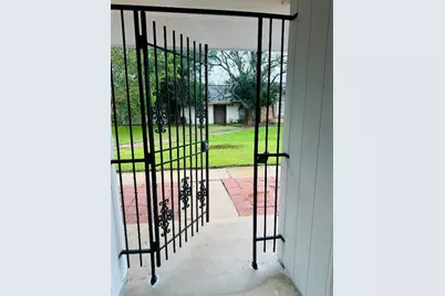 6869 Chasewood Drive, Houston, TX 77489 - Photo 41