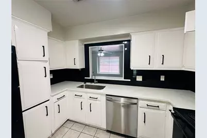 6869 Chasewood Drive, Houston, TX 77489 - Photo 31