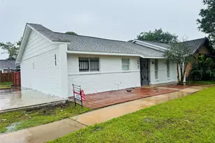 6869 Chasewood Dr, Houston, TX 77489 - Photo 1