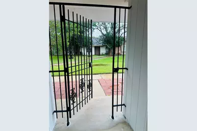 6869 Chasewood Drive, Houston, TX 77489 - Photo 41
